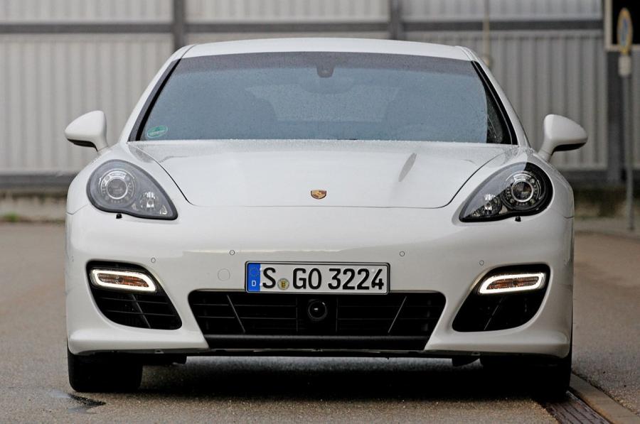  Porsche Panamera Turbo S 2012 года  (фото 47 из 91)